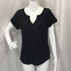 Stem Split Neck Tee (H5)
